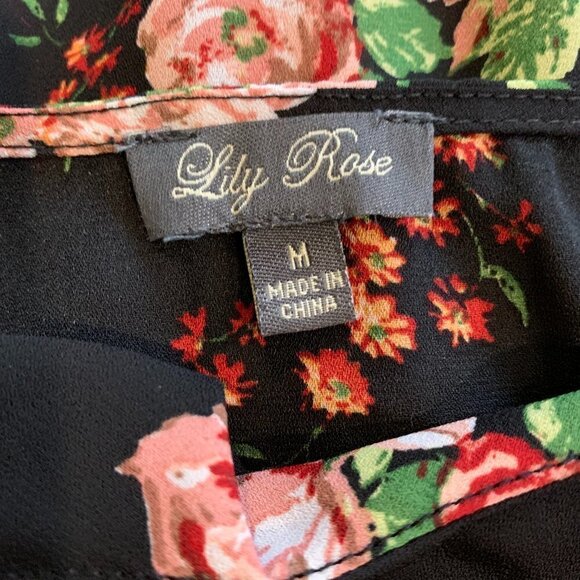 🔥🔥SALE🔥🔥Lily ROSE Black Blouse With Roses With Bell Sleeve - Picture 7 of 7